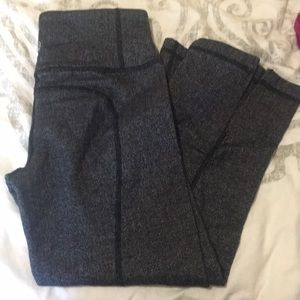 Lululemon capris